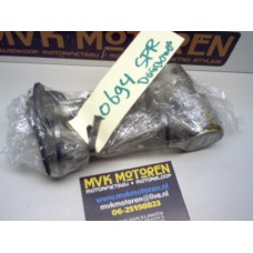 Dogbones achterveer Triumph Sprint 900 T300 1993-98
