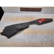 Binnenkap kuip Rechts Suzuki GSX750 RW GR7BB 1992-95 Binnenkap kuip Rechts Suzuki GSX750 RW GR7BB 1992-95