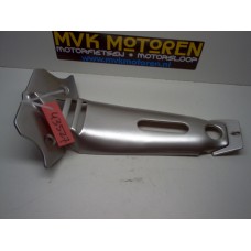 Lakdeel tussen radiators Aprillia RSV1000 ME 1998-2003