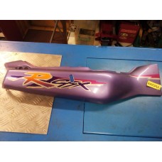 Zijpaneel kont rechts Suzuki GSX1100 RW GU75C 1993-98 Zijpaneel kont rechts Suzuki GSX1100 RW GU75C 1993-98