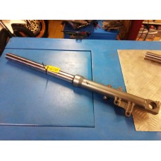 Voorpoot Rechts Kawasaki ZZR600E ZX6E 1993-2002 Voorpoot Rechts Kawasaki ZZR600E ZX6E 1993-2002