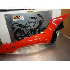 Kontdeel zijpaneel rechts rood Triumph Daytona 900 1200