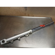 Voorpoot Links Triumph sprint 900 executive T300 1997-1999 Voorpoot Links Triumph sprint 900 executive T300 1997-1999