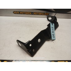 Beugel achterzijde midden kont Triumph Speedtriple 900 T300 1994-1997