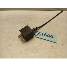 12 volt relais Triumph T300 models
