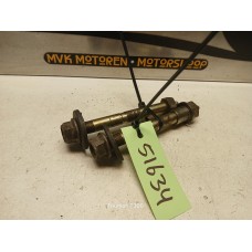 Bouten achterbrug Triumph T300