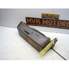 Radiateurcover links Honda VF500 C PC13 1984-85