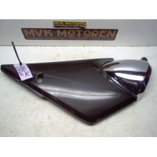 Zijkapje rechts Suzuki GSF600 N A81121 2000-04
