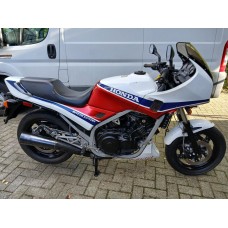 Honda VF1000F VERKOCHT!